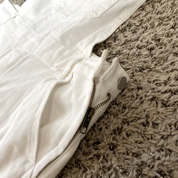 Dollhouse White (Rose Embroidery) Overall -Size 13 - Picture 7 of 9